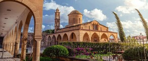 Nikosia: Privatjet mieten