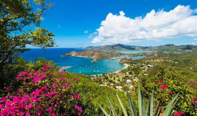 Antigua - Barbuda: Transfer mit dem Hubschrauber