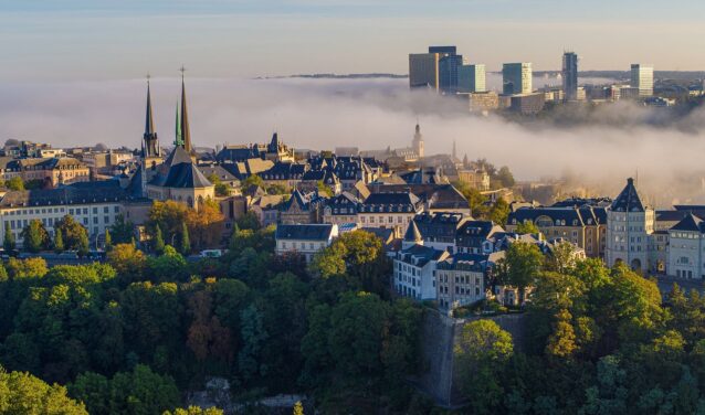 Luxemburg: Privatjet mieten